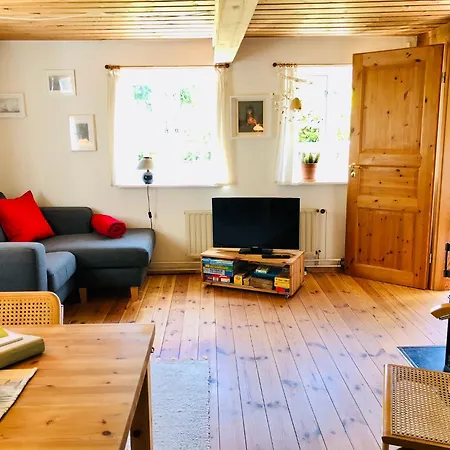 Nyaraló Tante Kamps Hus - Uriges Haeuschen Mit Garten Und Geschichte *