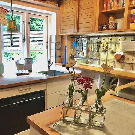 Tante Kamps Hus - Uriges Haeuschen Mit Garten Und Geschichte * Grundhof