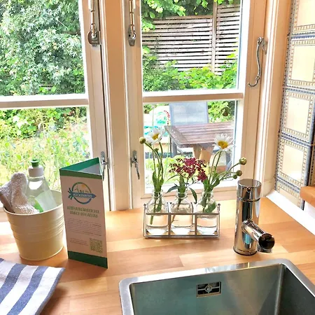 Nyaraló Tante Kamps Hus - Uriges Haeuschen Mit Garten Und Geschichte