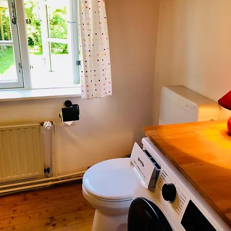 Nyaraló Tante Kamps Hus - Uriges Haeuschen Mit Garten Und Geschichte