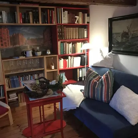 Tante Kamps Hus - Uriges Haeuschen Mit Garten Und Geschichte * Grundhof